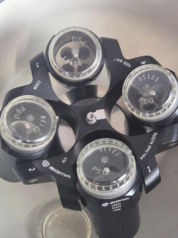 Used Sigma 2-6E 10208 Centrifuge