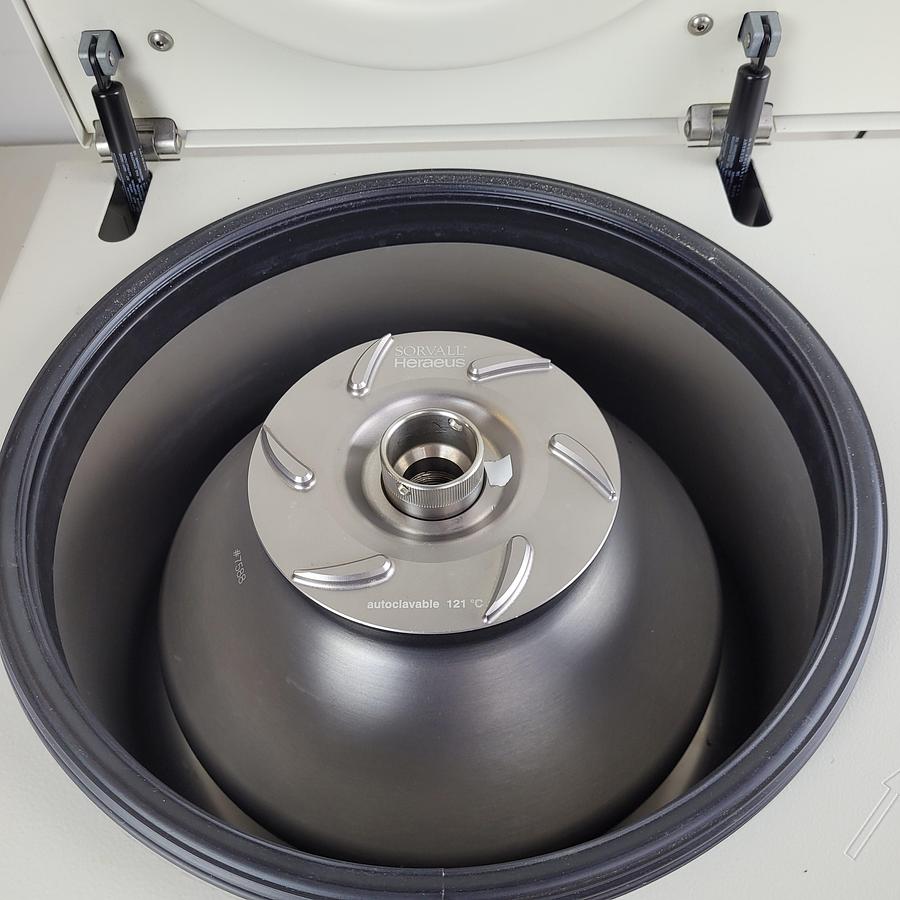 Used Thermo Scientific Heraeus Biofuge Primo