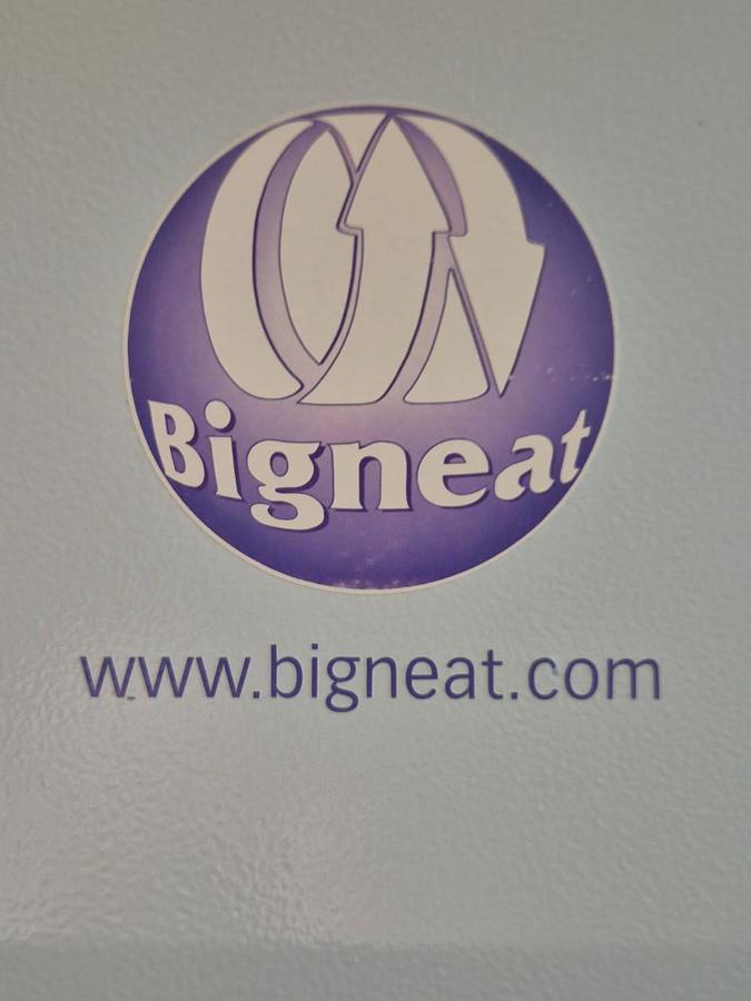 Used Bigneat Chemcap Ductless Fume Cabinet