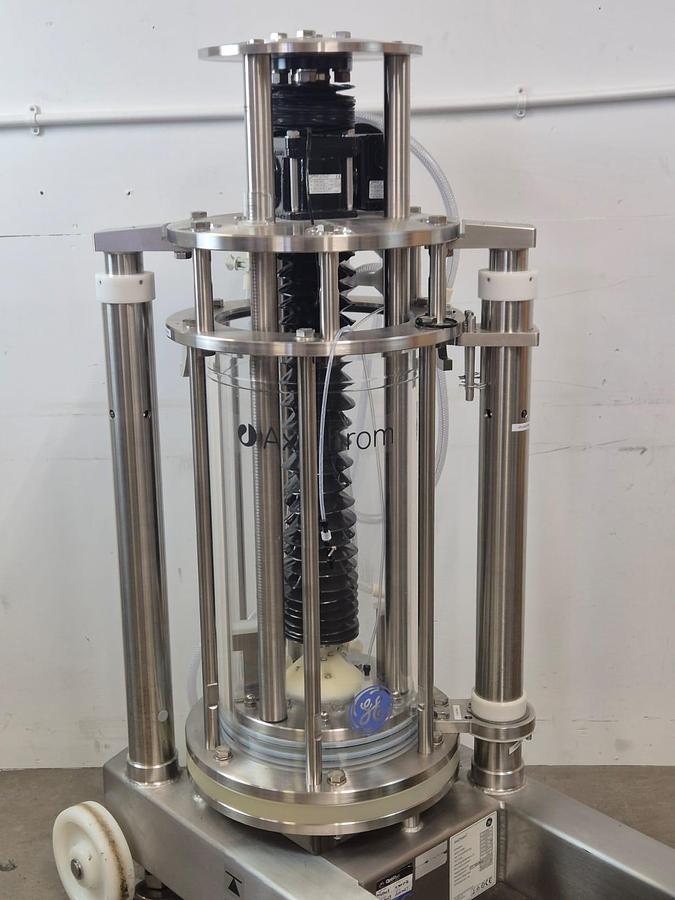 Used AxiChrom 300/300 Chromotography Column