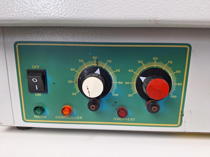 Used Genlab MINI/50/SS/F/VIS Incubator