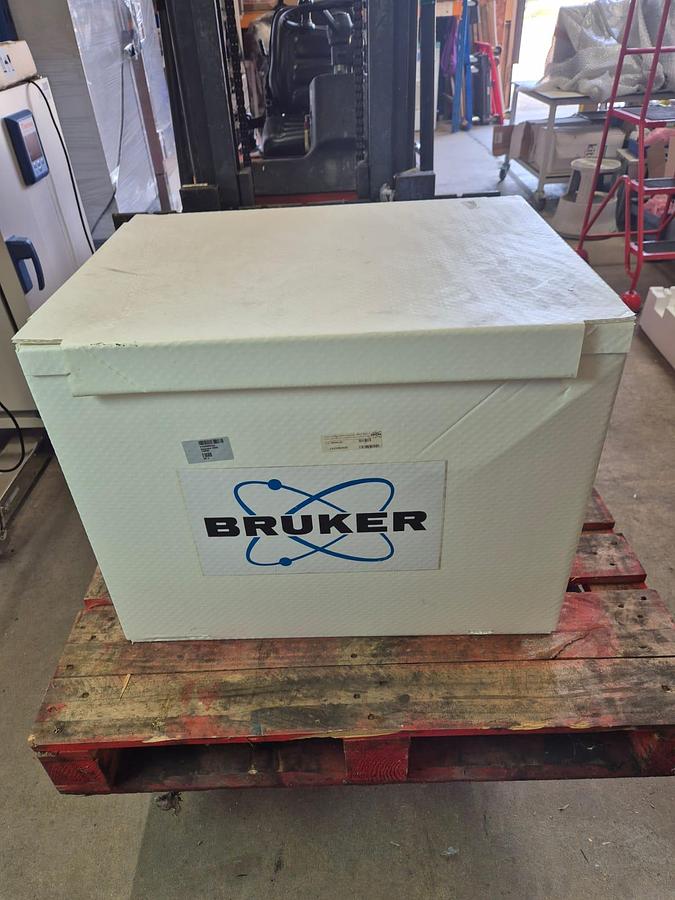Used Bruker microflex spectrometer mass