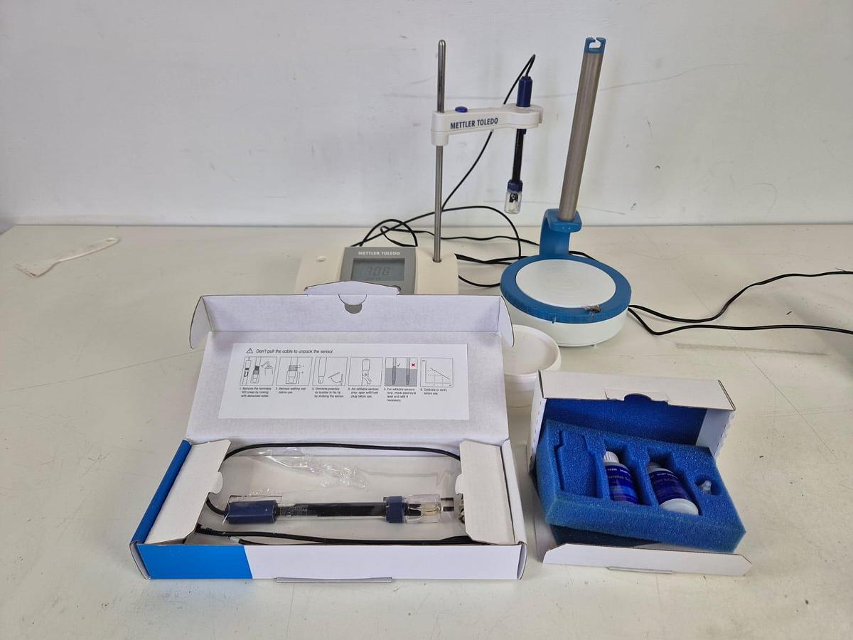 Used Mettler Toledo 5 Easy FE20 Benchtop Meter