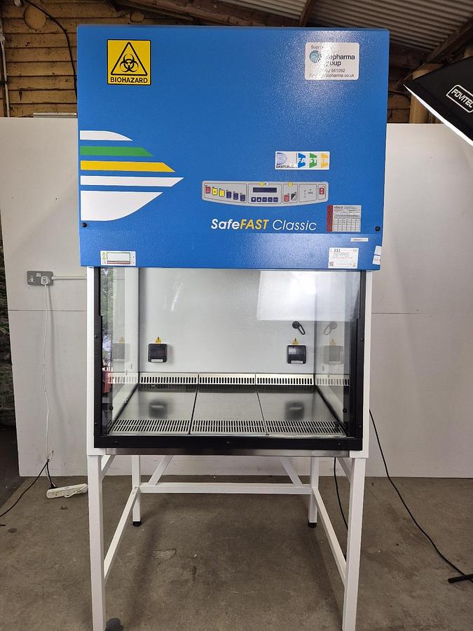 Used Dasit Biopharma Faster SafeFAST Classic 209D Microbiological safety cabinet