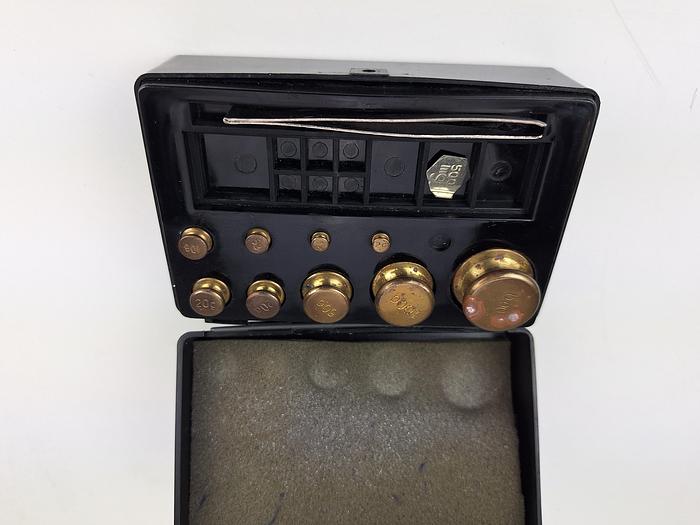 Used Analytical weight set