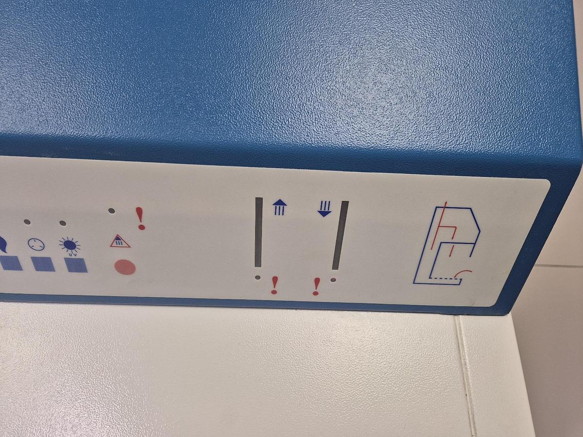 Used ICN Biomedicals Flow Gelaire BSB Class 2 Safety Cabinet