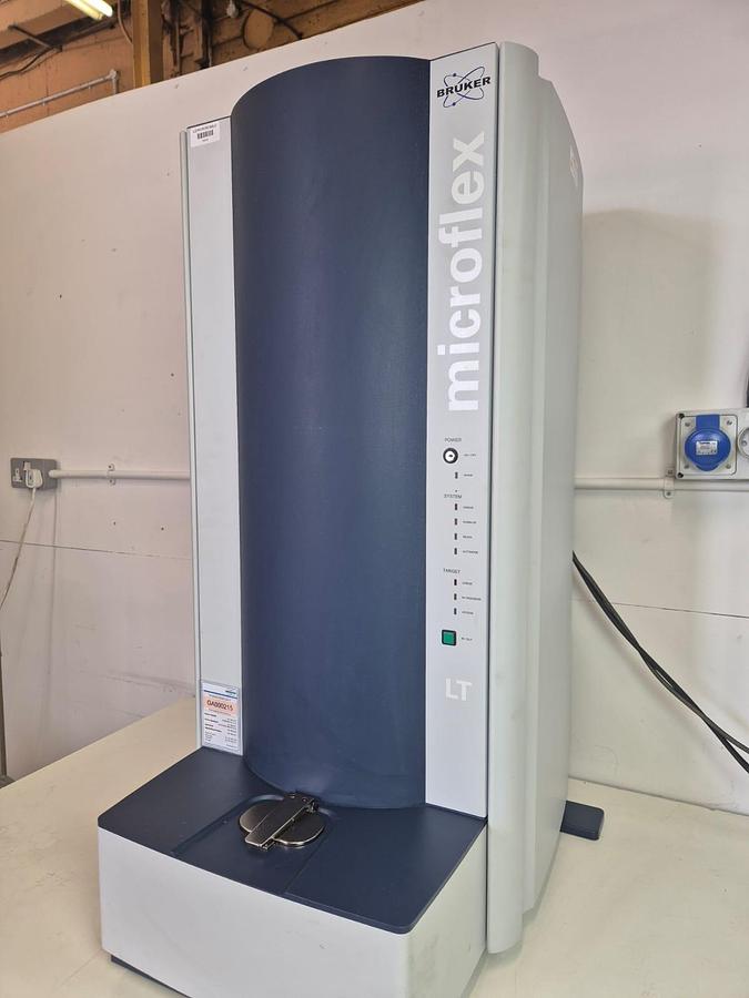 Used Bruker microflex spectrometer mass