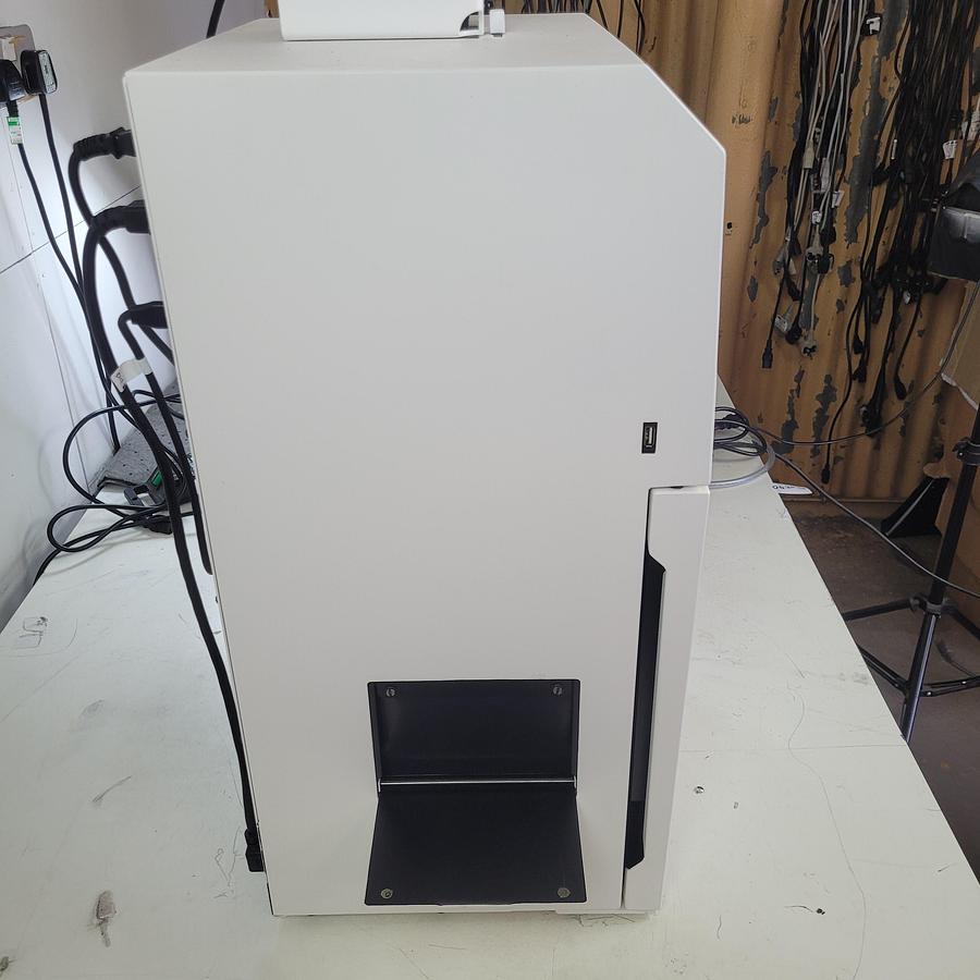 Used UVP M-20V