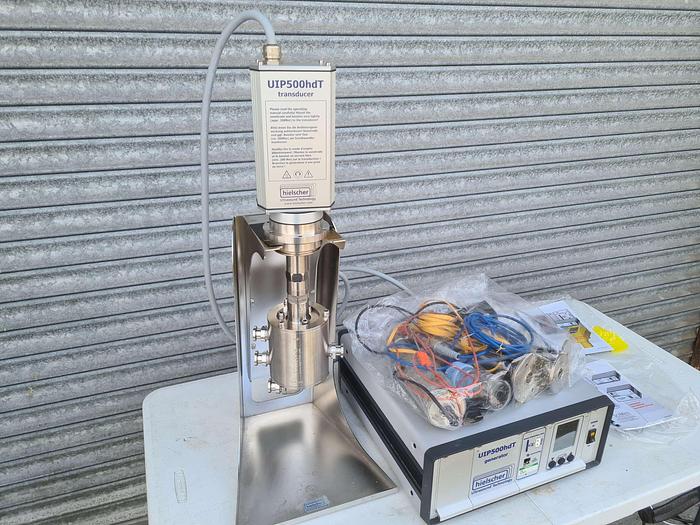 Used Hielscher flow through Sonicator UIP500hdT Transducer + Generator