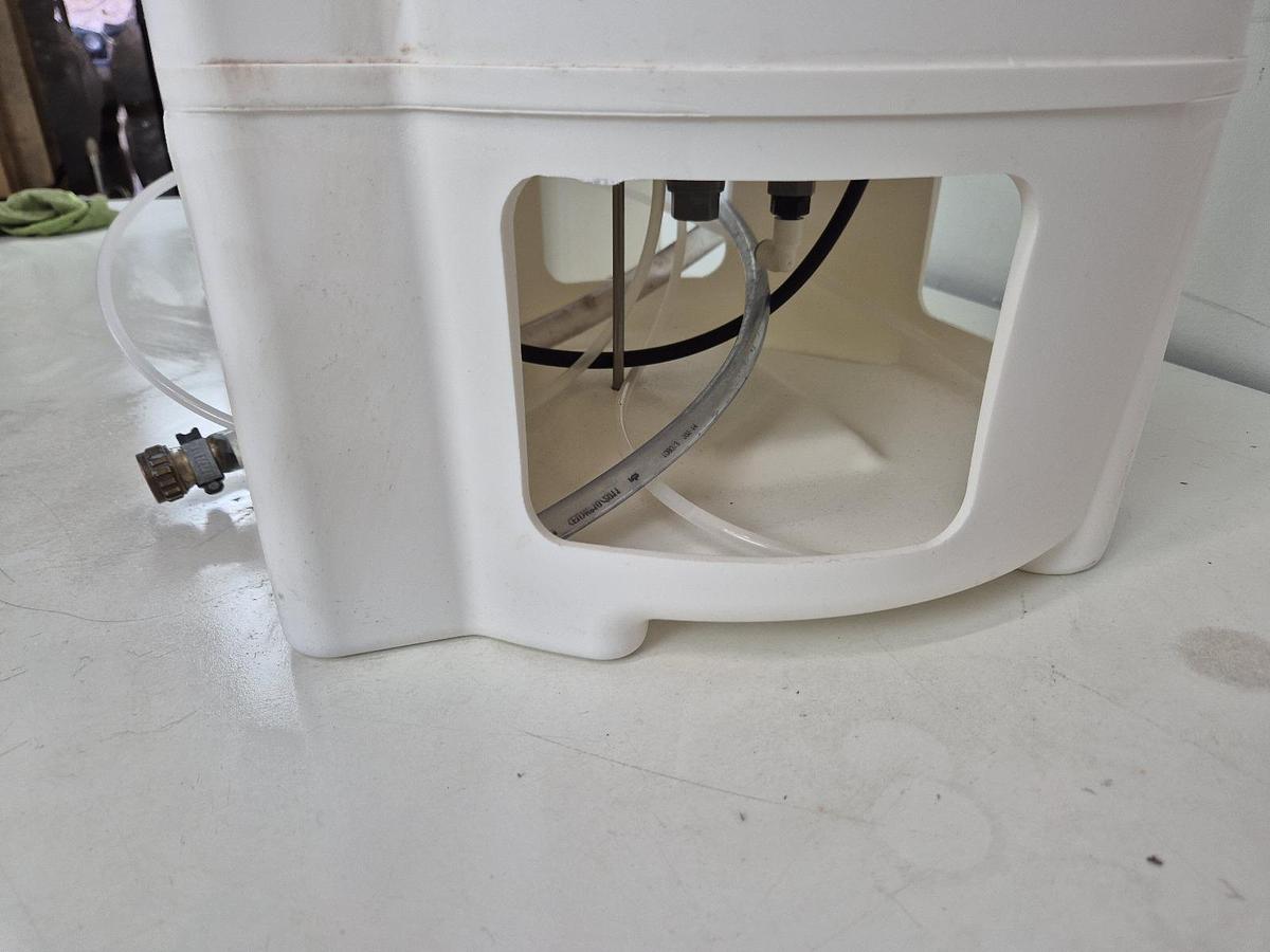 Used Millipore Sigma RioS Essential 24 Water Purification Tank