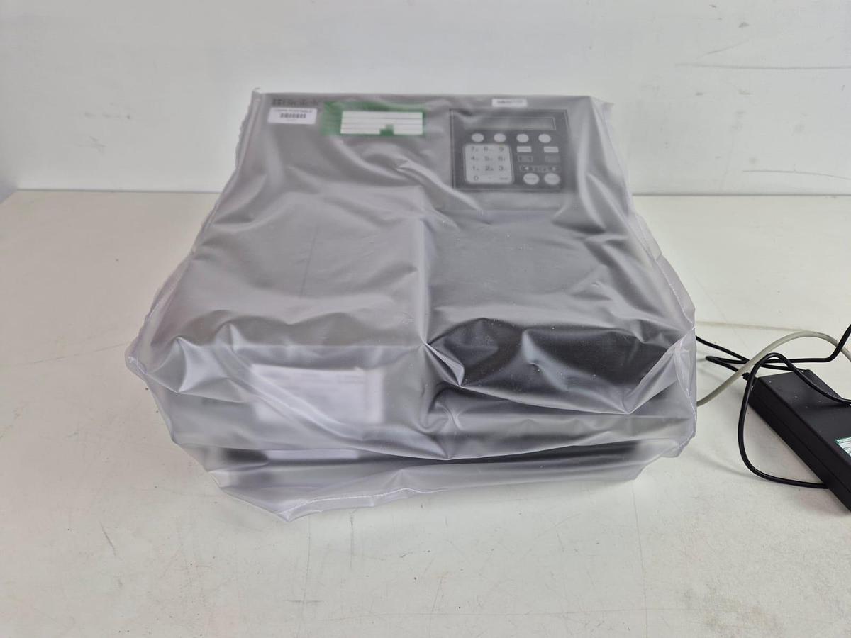 Used Biotek ELx808 Plate reade