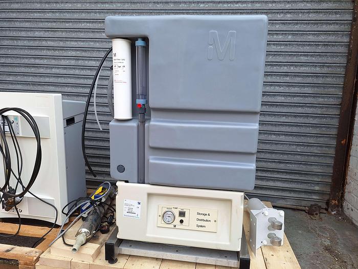 Used Millipore Elix 20 Water Purification System with Aquada UV Proxima