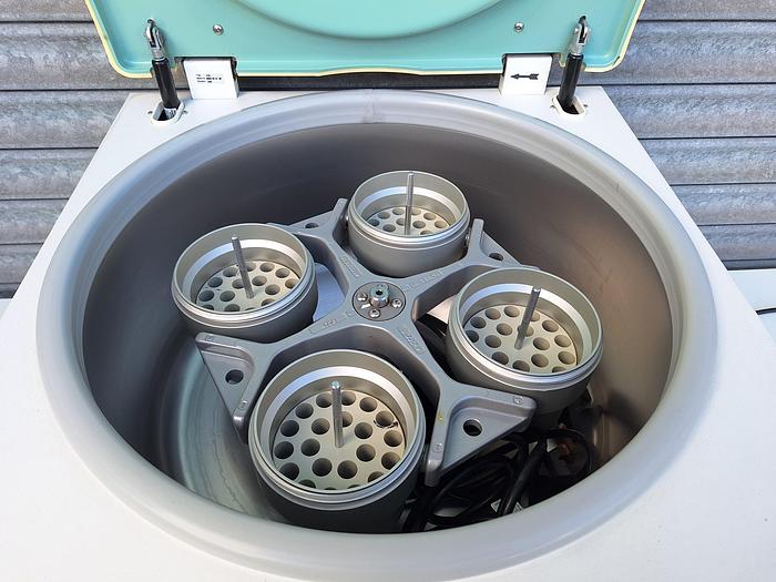 Used Hettich Rotina 420 Centrifuge