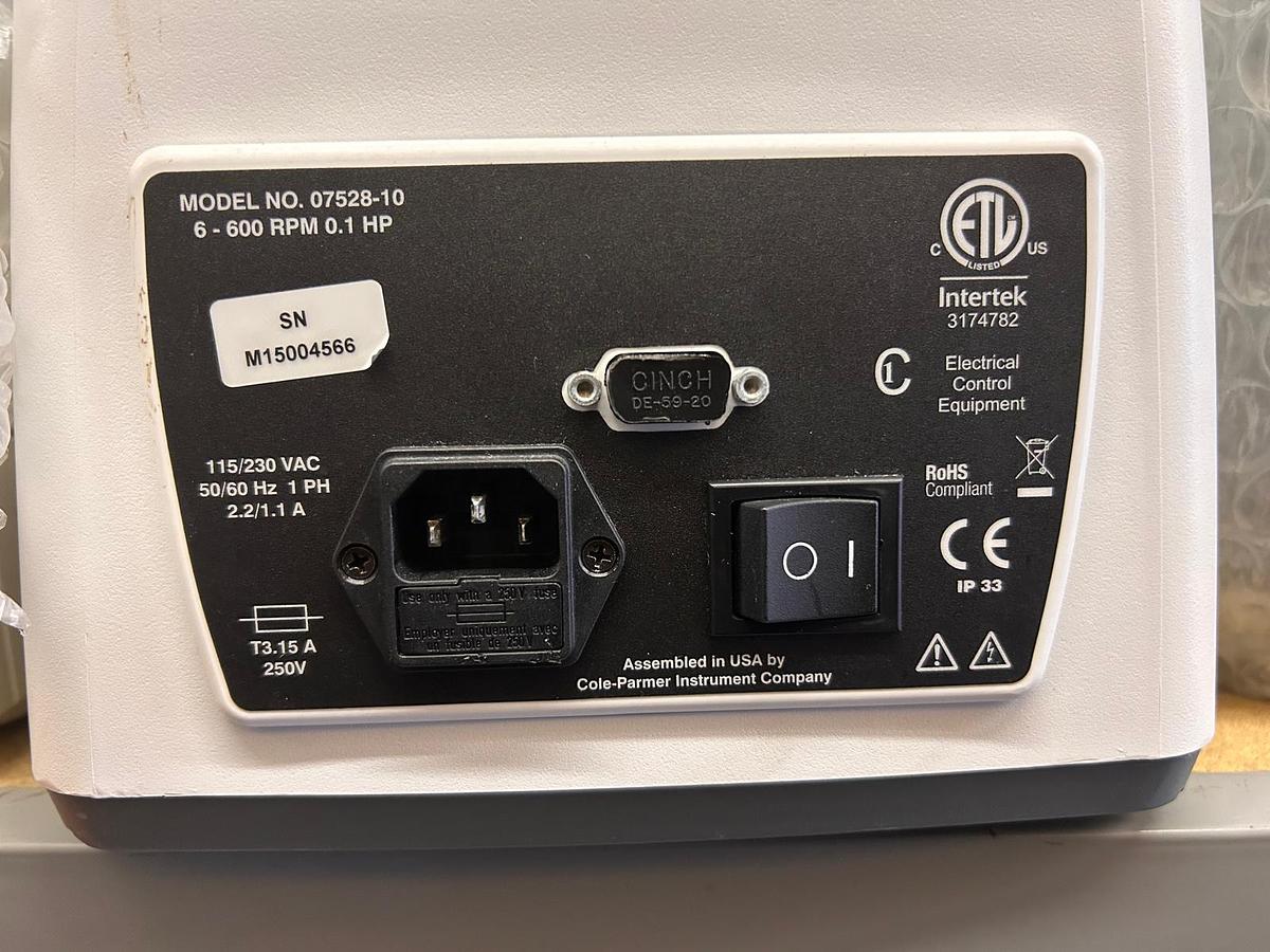 Used Cole Palmer MasterFlex 07528-10 LS Pump