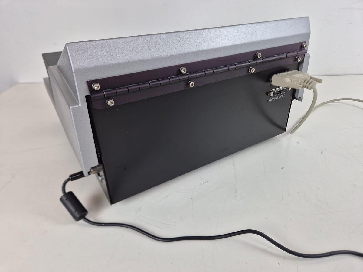 Used Biotek ELx808 Plate reade