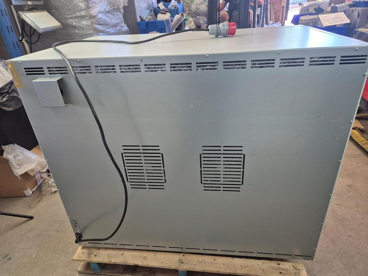 Used Binder Fed 400 Drying Heating Chamber