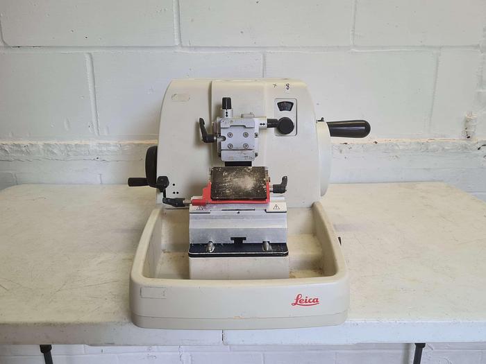 Used Leica RM2235 Manual Microtome