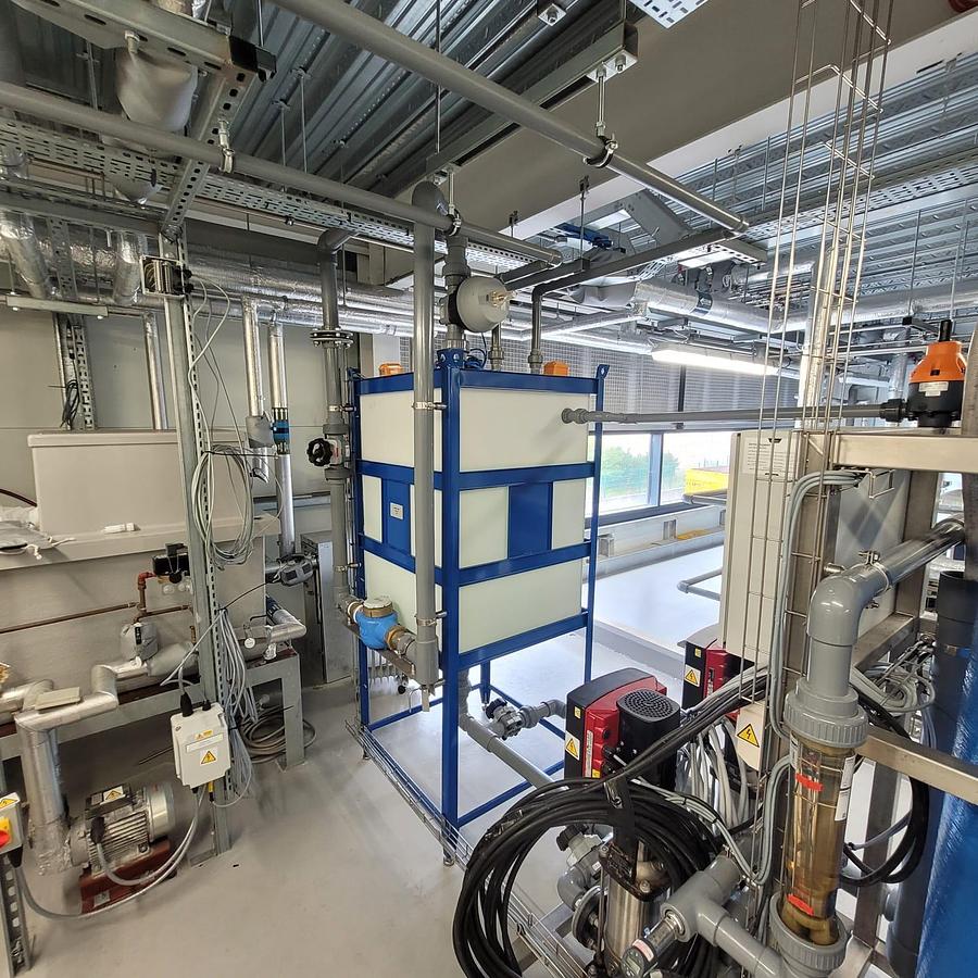 Used BWT Carbon Filter System