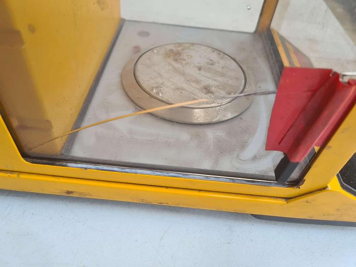 Used Sartorius 4 Fig Balance