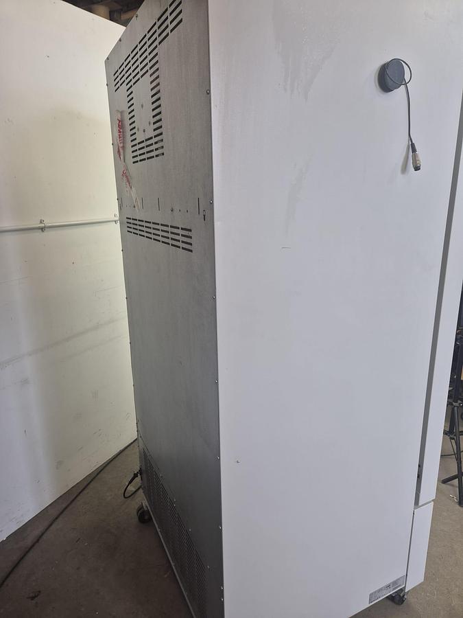 Used Binder KB 400 Cooled Incubator