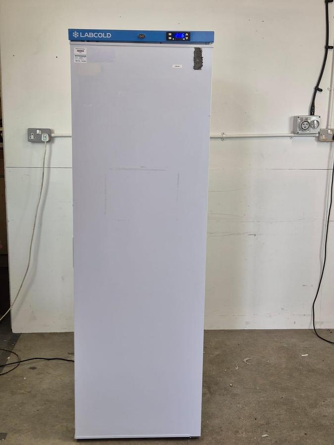 Used LABCOLD RLDF1510 Climatic Class 4 Refrigerator