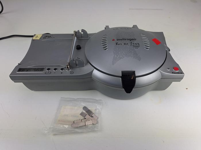 Used Invitrogen iBlot Blot Transfer Device