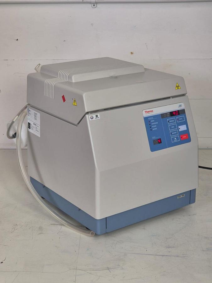 Used Thermo Scientific CW3 Cell Washer