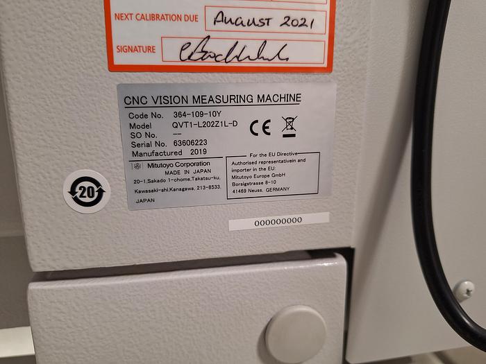 Used Mitutoyo 202TP Vision Measuring System