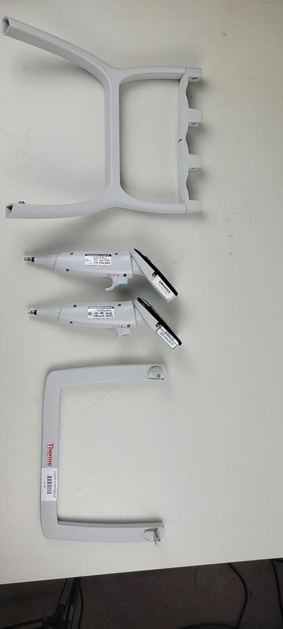 Used Thermo Scientific E1-clip tip Electrinic Pipette x 2 15-1250ul