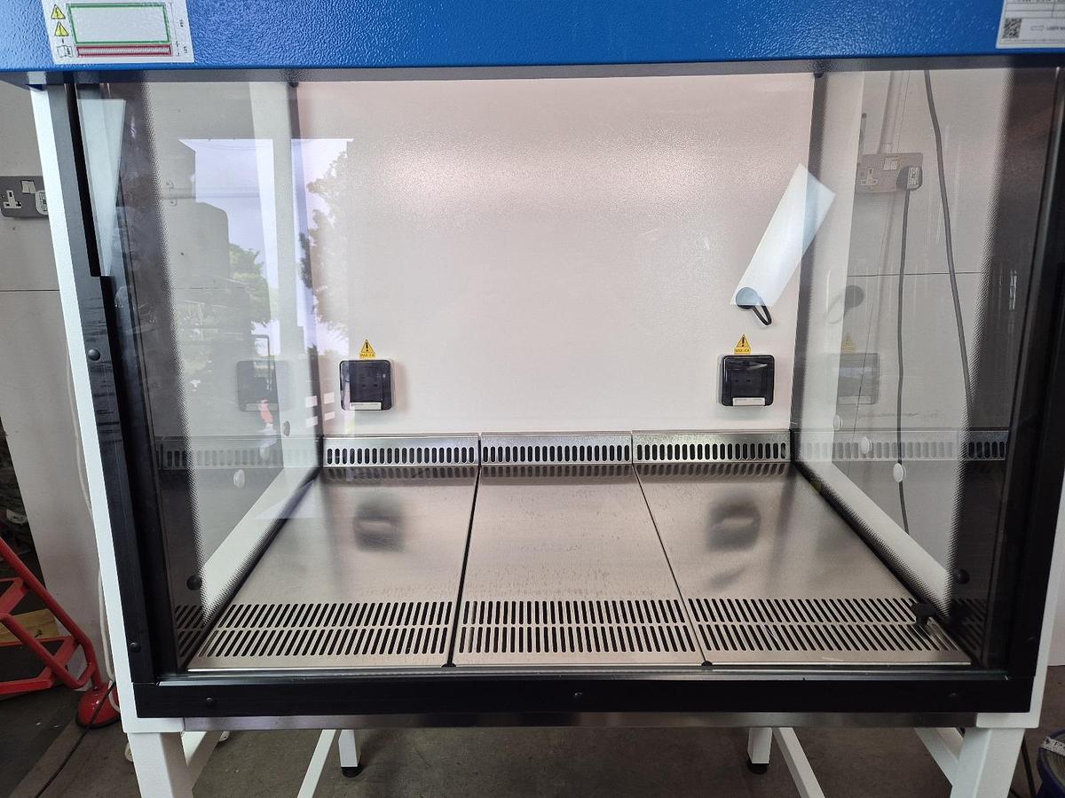 Used Dasit Biopharma Faster SafeFAST Classic 209D Microbiological safety cabinet