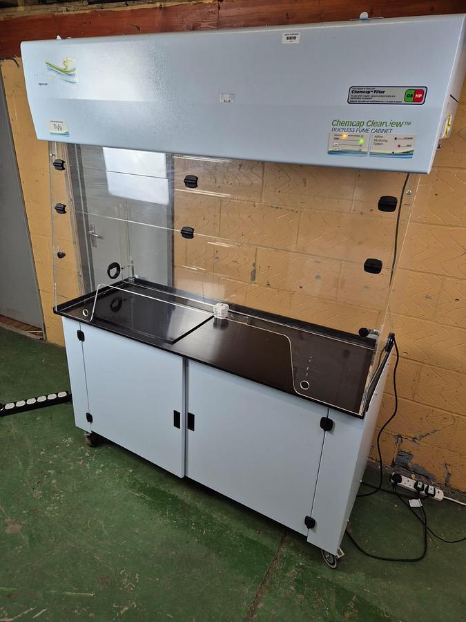 Used Bigneat Chemcap Clearview Ductless Fume Cabinet - Mobile