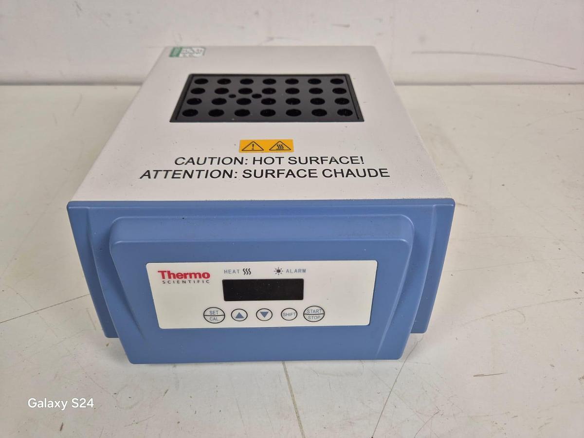 Used Thermo Scientific 1blck Standard Dryblock 1/28