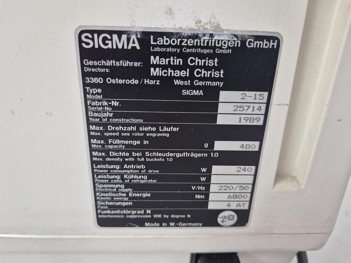 Used Sigma 2-15 Centrifuge + Accessories