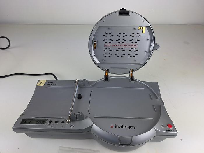 Used Invitrogen iBlot Blot Transfer Device