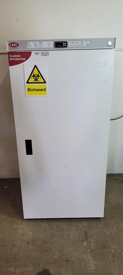 Used LEEC C330 Classic Incubator