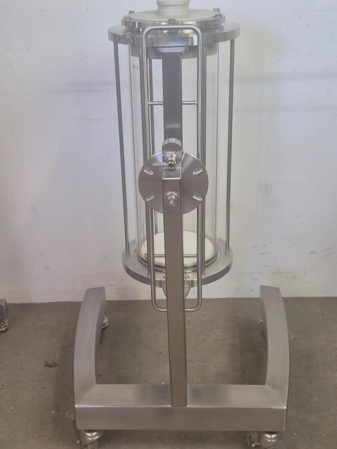 Used Axichrom 200/300 chromatography column