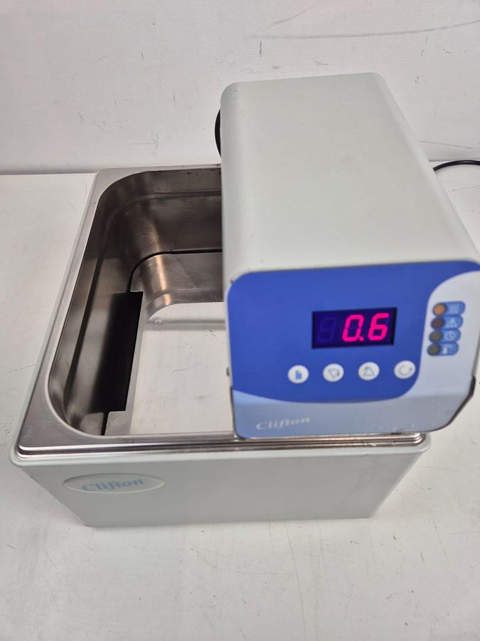 Used Clifton NE4-8P Water Bath