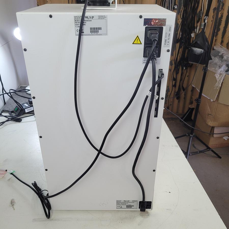 Used UVP M-20V