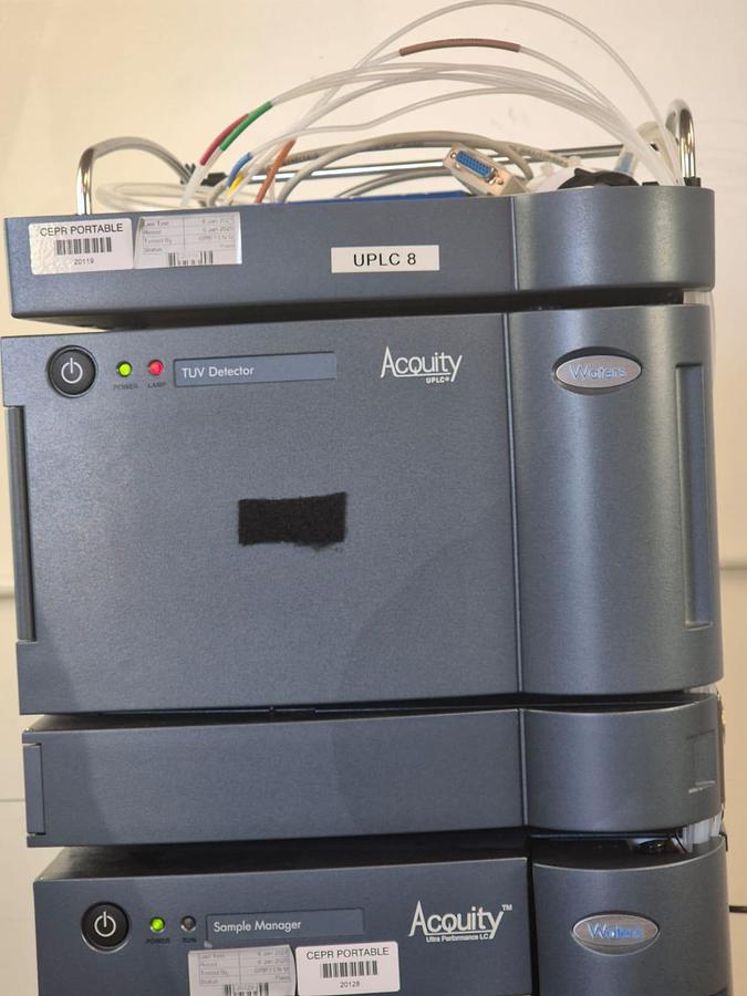 Used Waters ACQUITY UPLC System