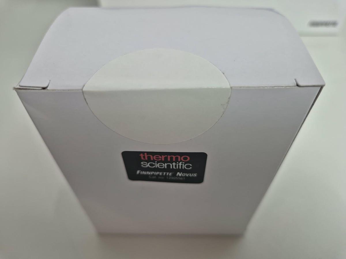 Used Thermo Scientific Finnpipette 8 Channel 100-122 UL MU63063D