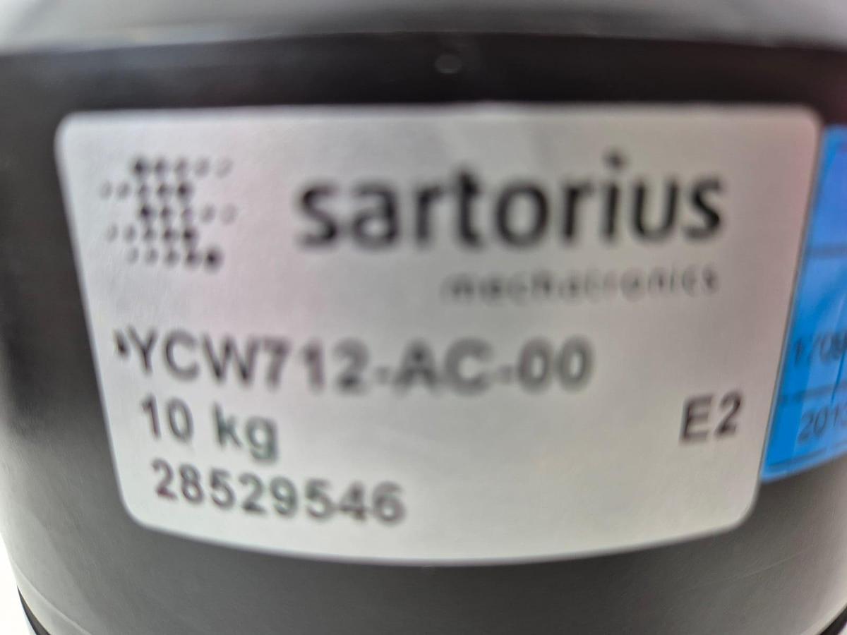 Used Sartorius F1 10KG Cylindrical Calibration Weight