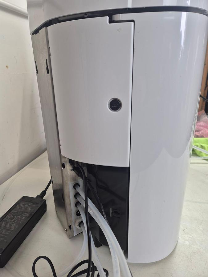 Used Elga Veolia LA757 Lab Water Purification System