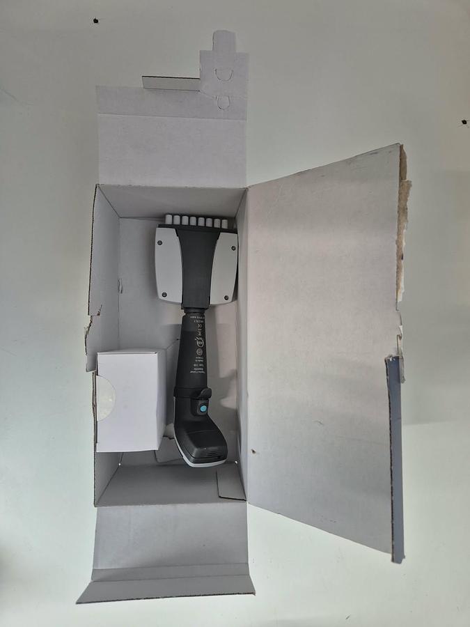 Used Thermo Scientific Finnpipette 8 Channel 100-122 UL MU63063D