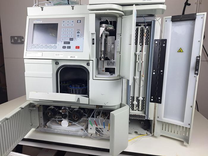 Used Waters Alliance e2695 HPLC