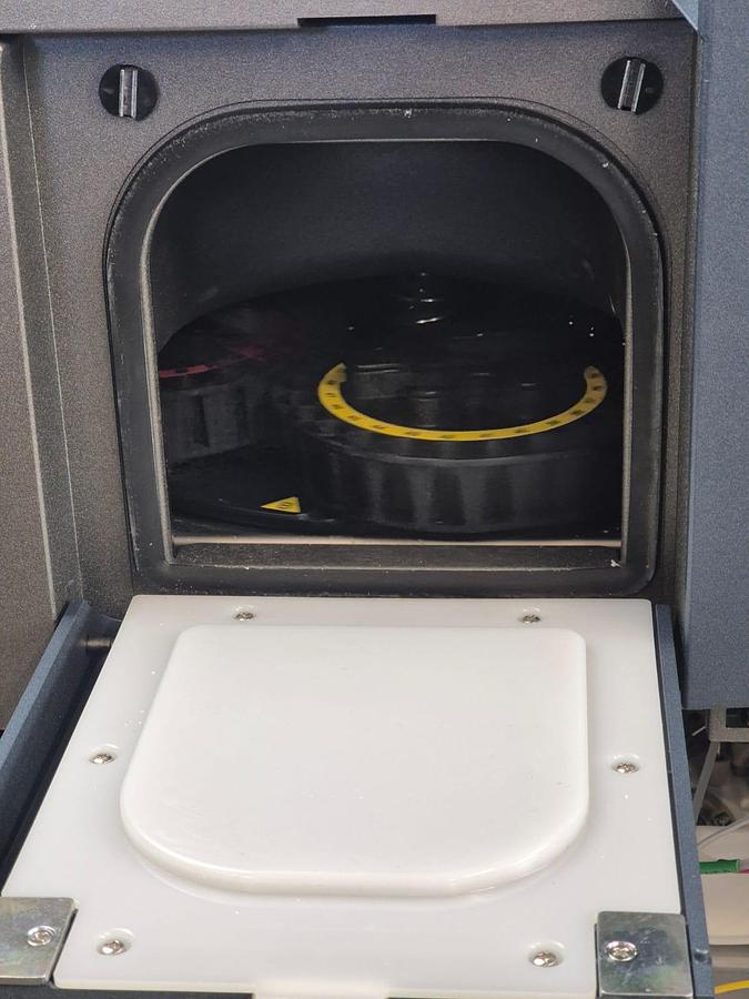 Used Waters 2489 Alliance HPLC System