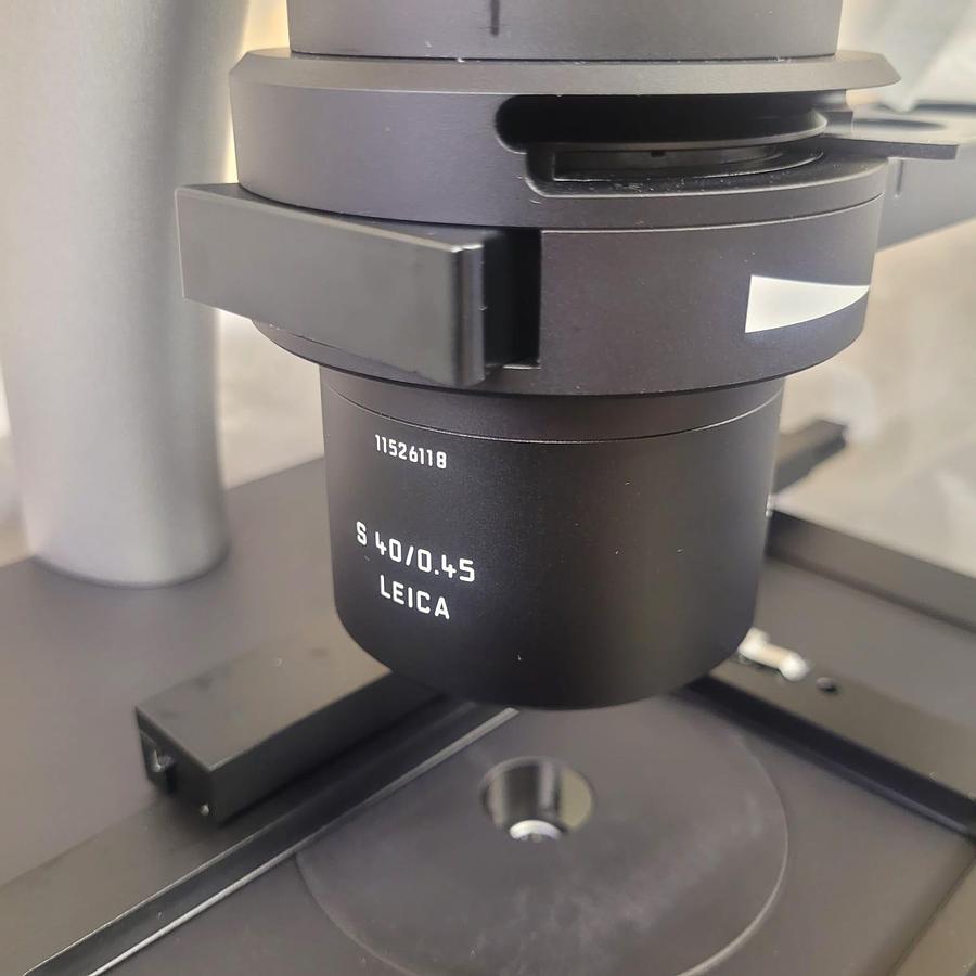 Used Leica DMi1 Microscope