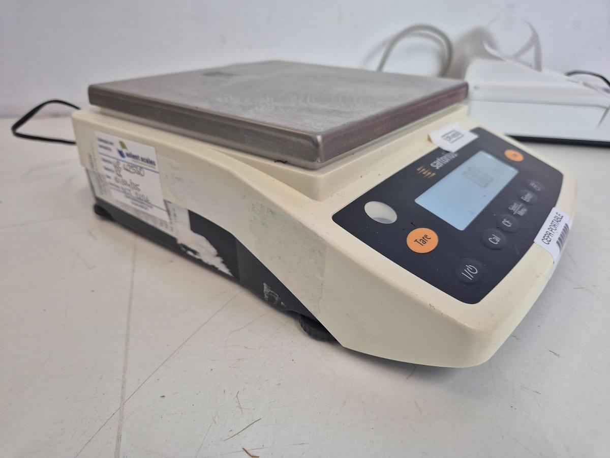 Used Sartorius ENTRIS2201l-1S  Balance +Tare Printer