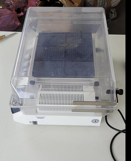 Used Heidolf Titramax 1000 Shaker/mixer