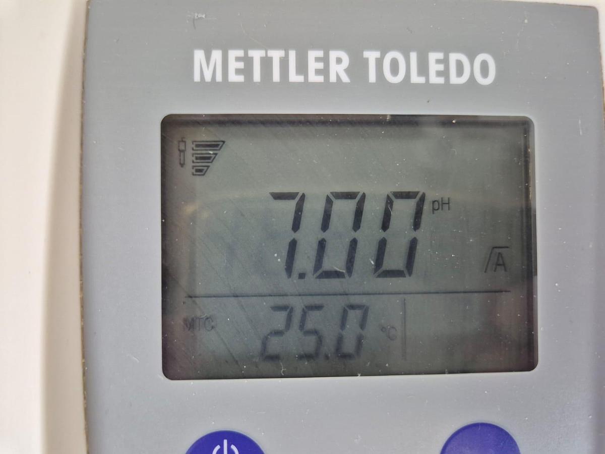 Used Mettler Toledo 5 Easy FE20 Benchtop Meter