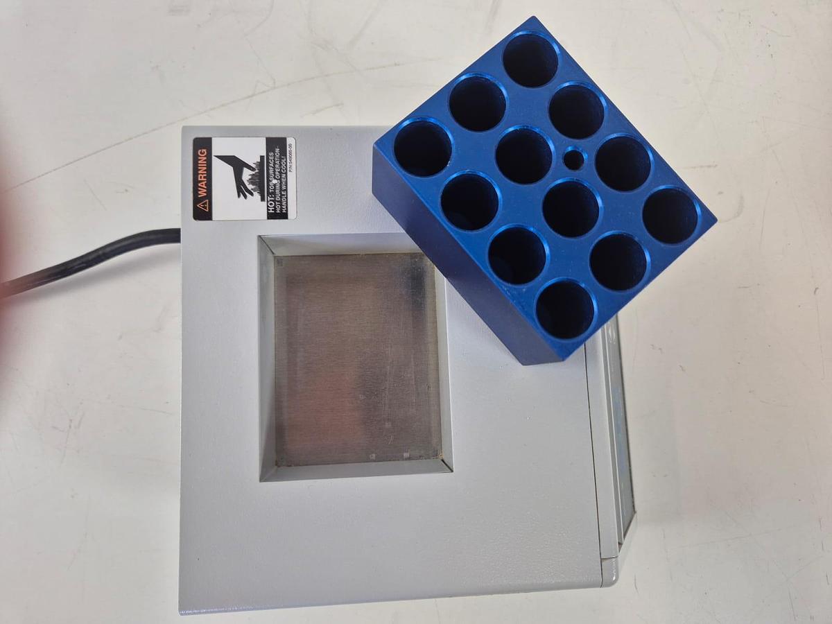 Used VWR Digital Heatblock 11 Drybath